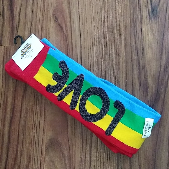 Valentine's Over the knee Rainbow 🌈 socks - Picture 2 of 5